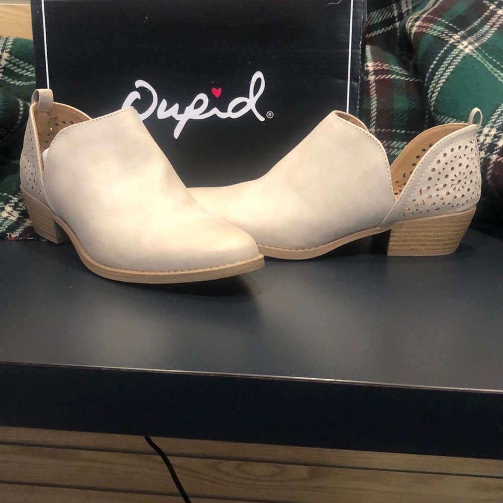 Cute cream color booties